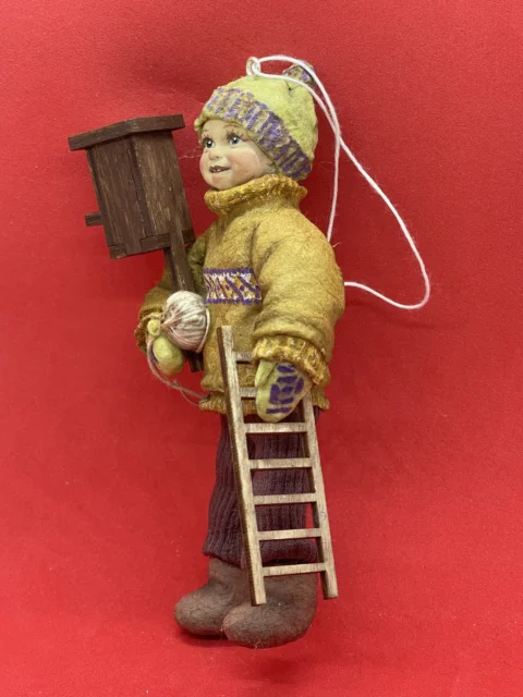 Ватная игрушка март